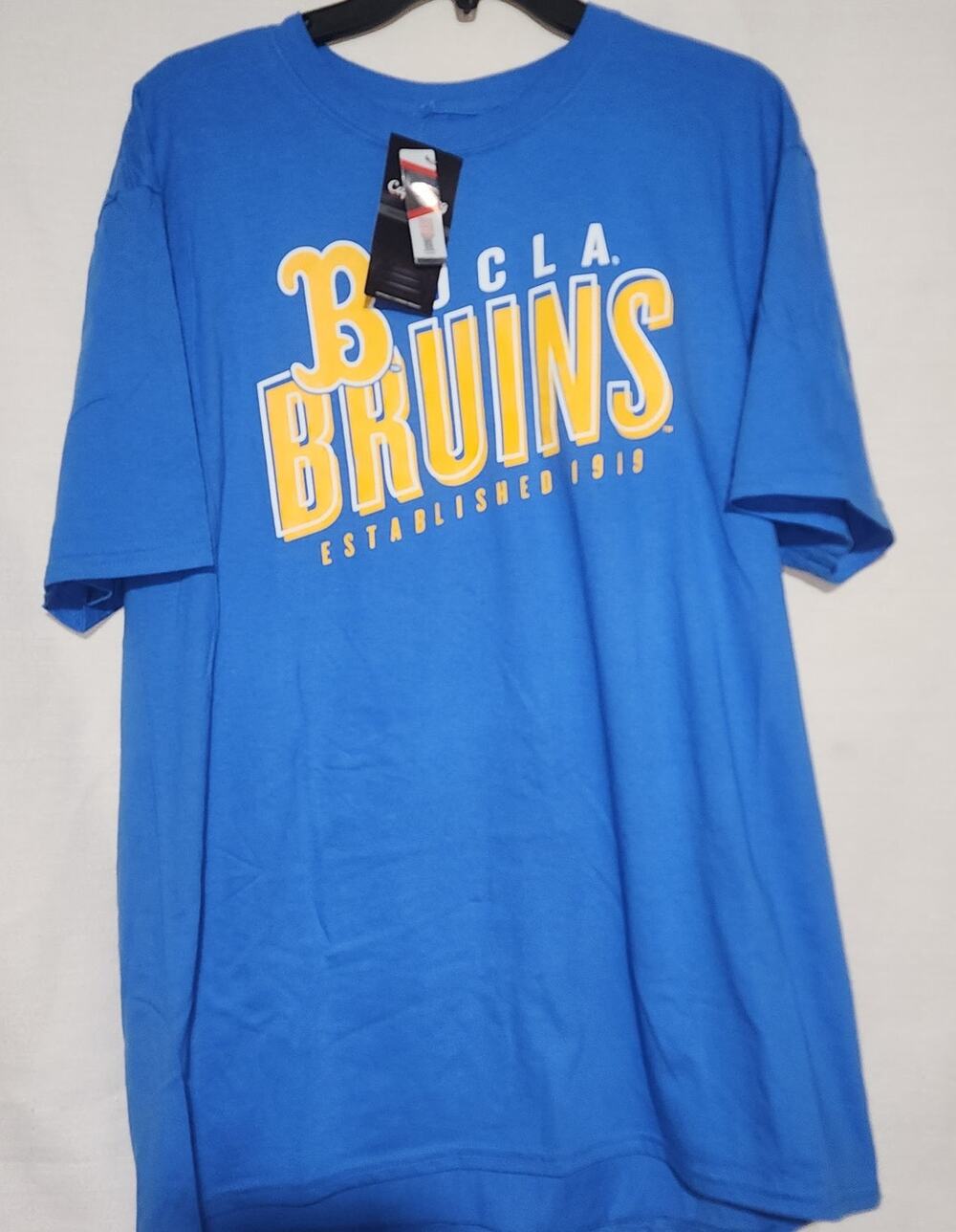 UCLA Bruins men's blue shirt size Extra Large